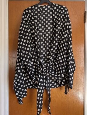 Easel Black and White Polka Dot Tie-Front Wrap Shirt Kimono